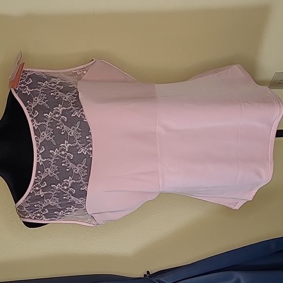 Spanx Lace Bateau Tank - Picture 4 of 4